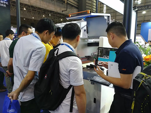 人生就是搏展示流体应用智造新方式｜手机自动化展报道