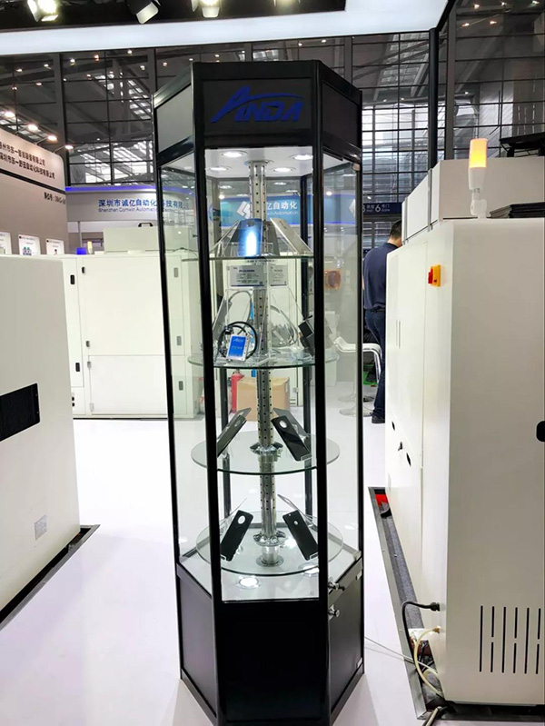 实时报道】聚焦人生就是搏｜3D曲面玻璃展