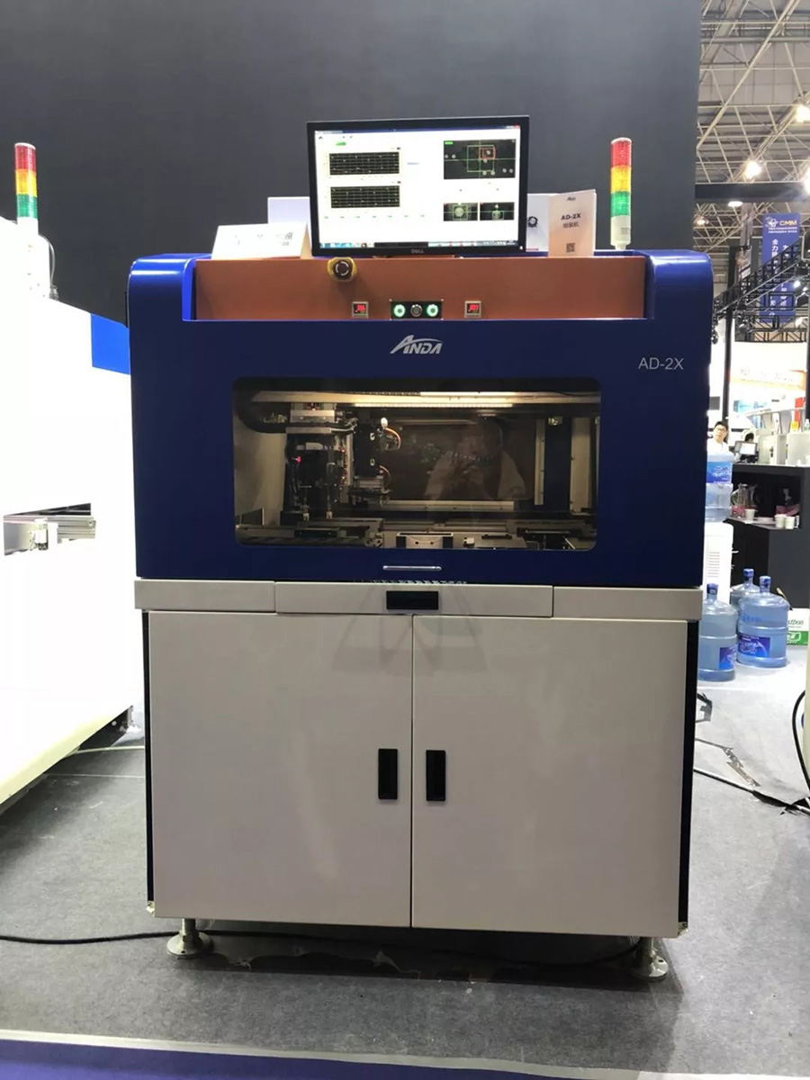 人生就是搏坚持自主创新，多部设备首次公开亮相 | 电子制造自动化展报道